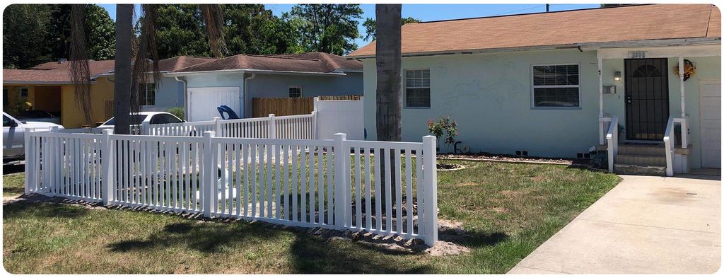 4 ft flat top white vinyl fence with clean modern lines